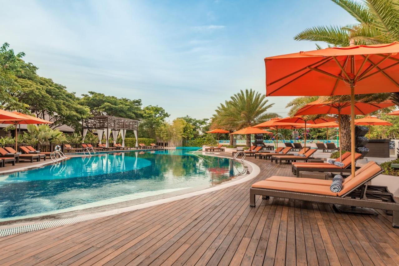 Crimson Resort And Spa - Mactan Island, Cebu Мактан Екстер'єр фото