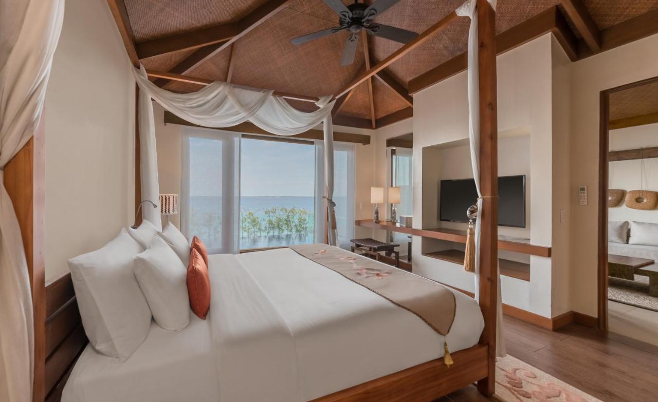 Crimson Resort And Spa - Mactan Island, Cebu Мактан Екстер'єр фото
